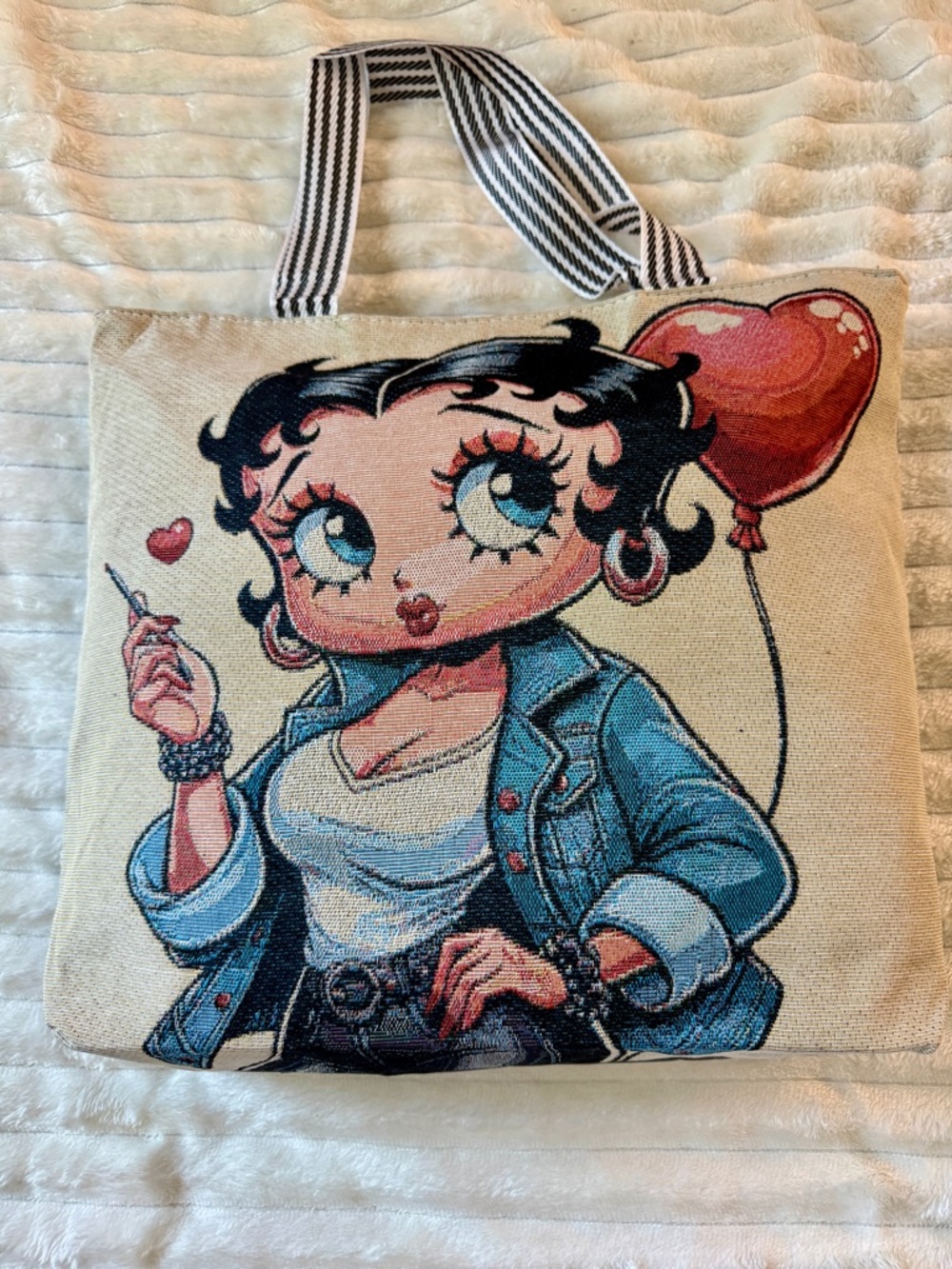 Betty Boop Printed Canvas Tote Bag in Beige with Blue Artwork